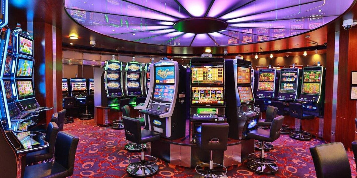 Beating the Dealer: Essential Blackjack Strategy Explained